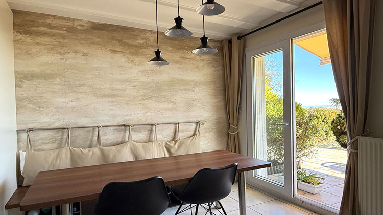 Ma-Cabane - Vente Maison SAINT-GENES-CHAMPANELLE, 405 m²