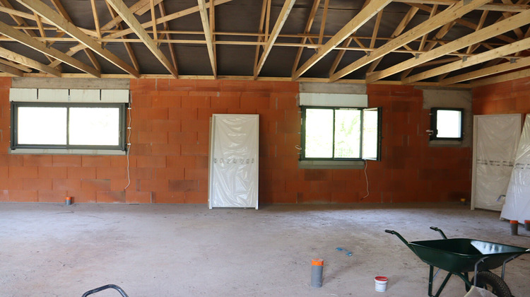 Ma-Cabane - Vente Maison Saint Genes Champanelle, 106 m²