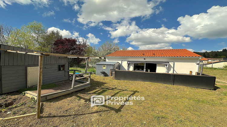 Ma-Cabane - Vente Maison SAINT GENES CHAMPANELLE, 67 m²