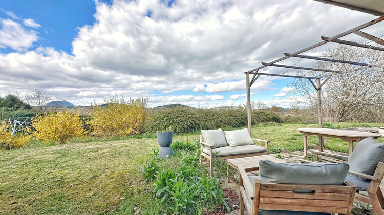 Ma-Cabane - Vente Maison SAINT-GENES-CHAMPANELLE, 146 m²
