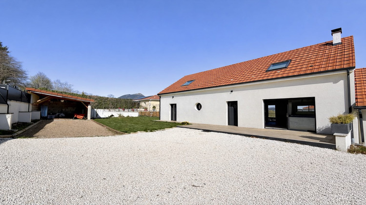 Ma-Cabane - Vente Maison Saint-Genès-Champanelle, 160 m²
