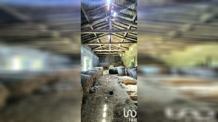 Ma-Cabane - Vente Maison Saint-Genès-la-Tourette, 420 m²