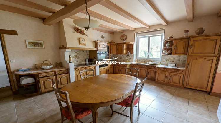 Ma-Cabane - Vente Maison Saint-Genest-d'Ambière, 190 m²