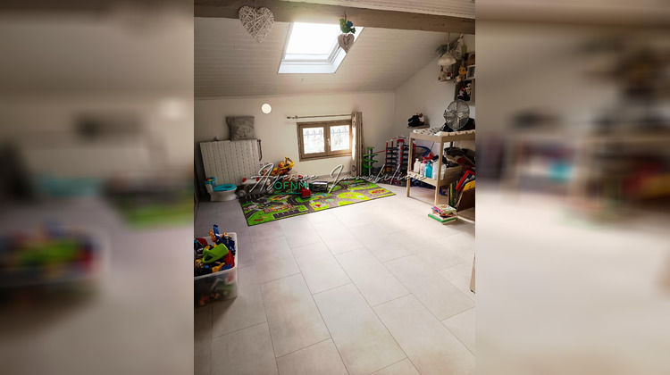 Ma-Cabane - Vente Maison Saint-Genest-Lerpt, 280 m²