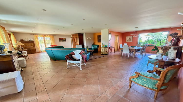 Ma-Cabane - Vente Maison Saint-Genest-Lerpt, 208 m²