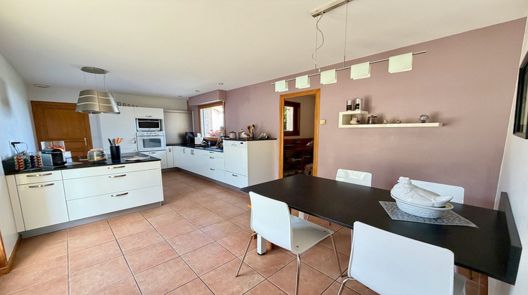 Ma-Cabane - Vente Maison Saint-Genest-Lerpt, 208 m²