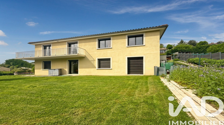 Ma-Cabane - Vente Maison Saint-Genest-Lerpt, 180 m²