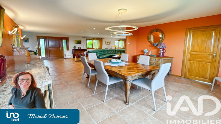 Ma-Cabane - Vente Maison Saint-Genest-Lerpt, 208 m²
