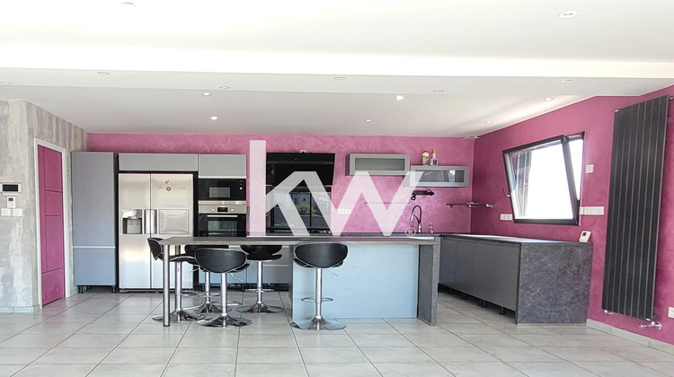 Ma-Cabane - Vente Maison Saint-Genest-Lerpt, 155 m²
