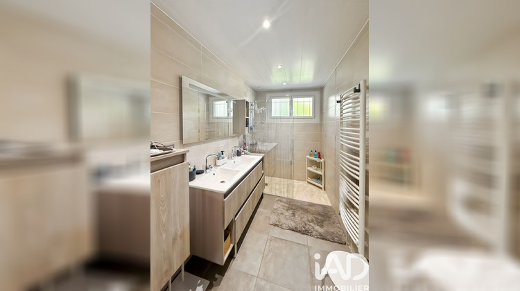 Ma-Cabane - Vente Maison Saint-Genest-Lerpt, 180 m²