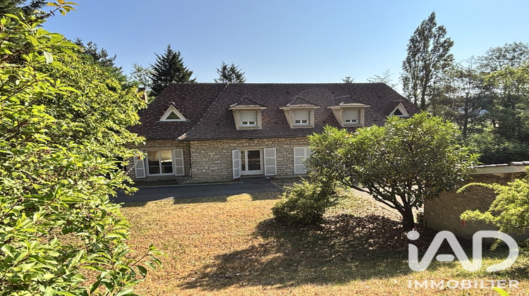 Ma-Cabane - Vente Maison Saint-Genest-Lerpt, 360 m²
