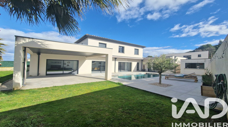 Ma-Cabane - Vente Maison Saint-Geniès-de-Comolas, 230 m²