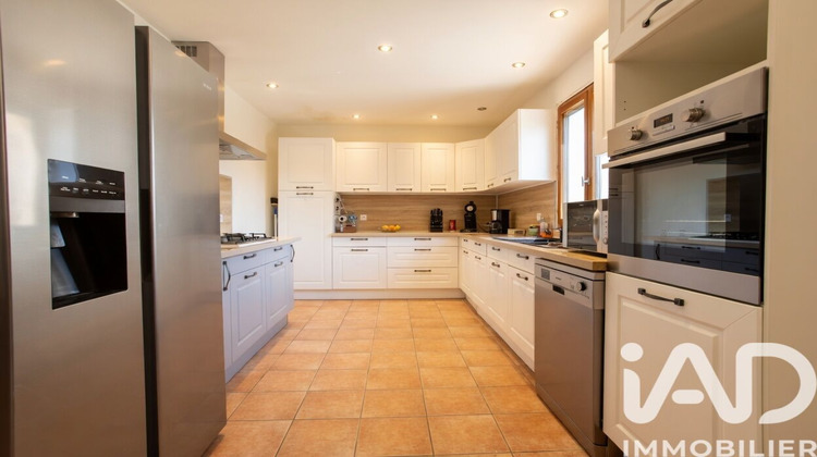 Ma-Cabane - Vente Maison Saint-Geniès-de-Comolas, 146 m²