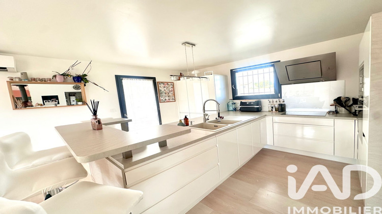 Ma-Cabane - Vente Maison Saint-Geniès-de-Comolas, 101 m²