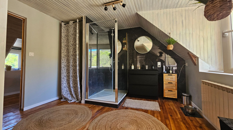 Ma-Cabane - Vente Maison SAINT-GENIEZ-D'OLT, 140 m²