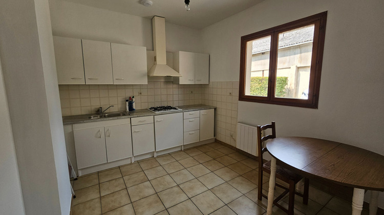 Ma-Cabane - Vente Maison SAINT-GENIEZ-D'OLT, 279 m²