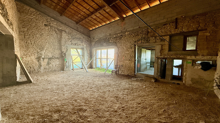 Ma-Cabane - Vente Maison SAINT-GENIS-D'HIERSAC, 150 m²