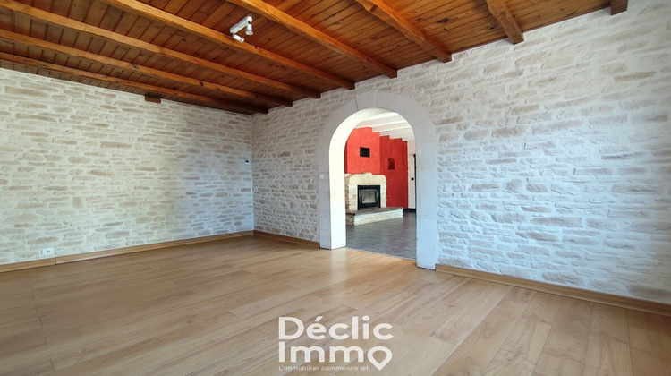 Ma-Cabane - Vente Maison SAINT GENIS D'HIERSAC, 125 m²