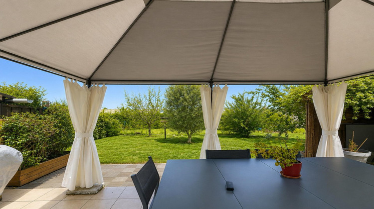 Ma-Cabane - Vente Maison Saint-Genis-d'Hiersac, 100 m²