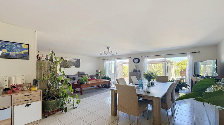 Ma-Cabane - Vente Maison Saint-Genis-d'Hiersac, 100 m²