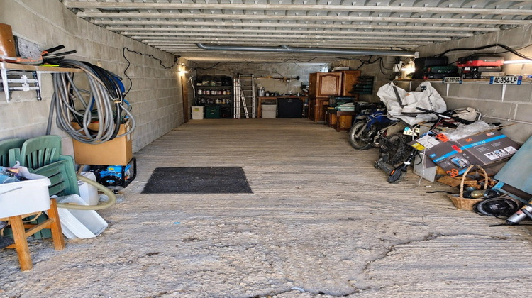 Ma-Cabane - Vente Maison Saint-Genis-d'Hiersac, 137 m²