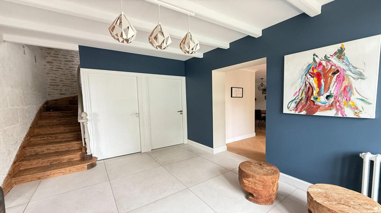 Ma-Cabane - Vente Maison SAINT GENIS D HIERSAC, 270 m²