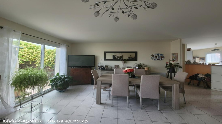 Ma-Cabane - Vente Maison SAINT GENIS D HIERSAC, 100 m²