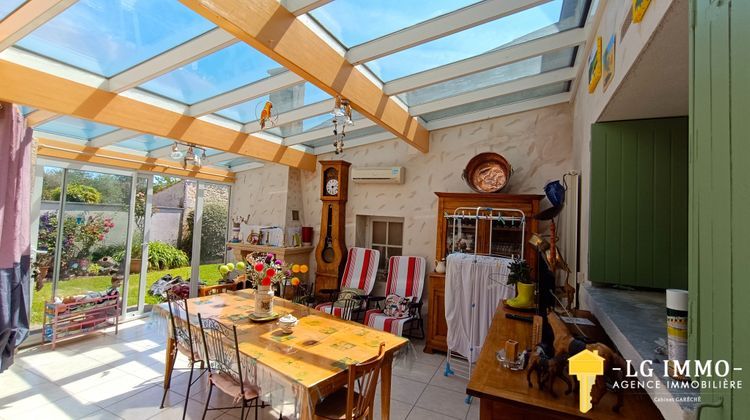 Ma-Cabane - Vente Maison Saint-Genis-de-Saintonge, 260 m²