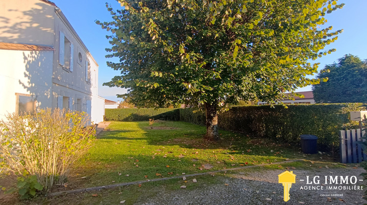 Ma-Cabane - Vente Maison Saint-Genis-de-Saintonge, 135 m²