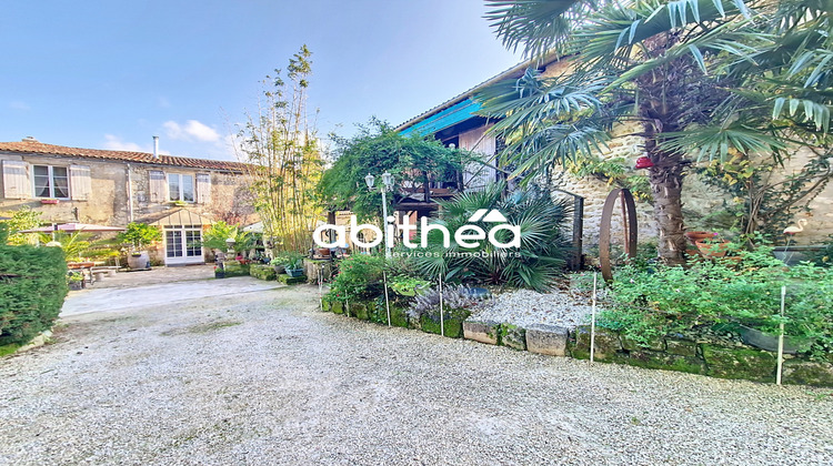 Ma-Cabane - Vente Maison Saint-Genis-de-Saintonge, 285 m²