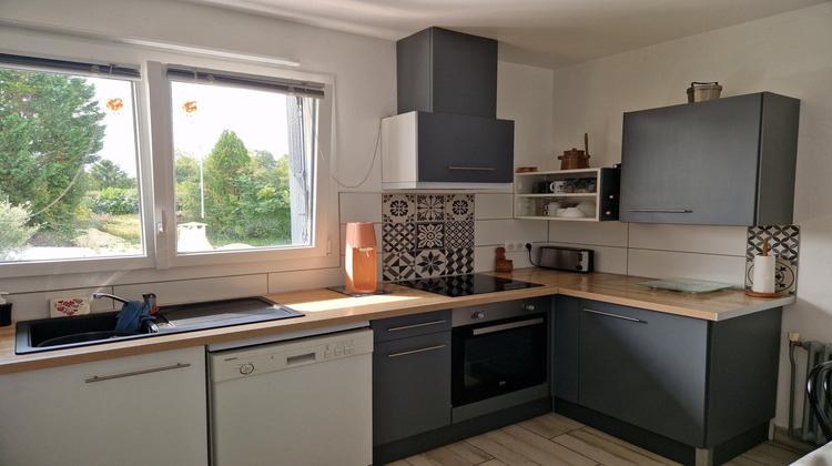 Ma-Cabane - Vente Maison Saint-Genis-de-Saintonge, 142 m²