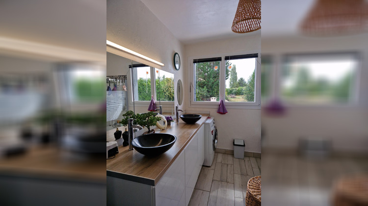 Ma-Cabane - Vente Maison Saint-Genis-de-Saintonge, 142 m²