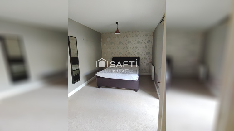 Ma-Cabane - Vente Maison Saint-Genis-de-Saintonge, 211 m²