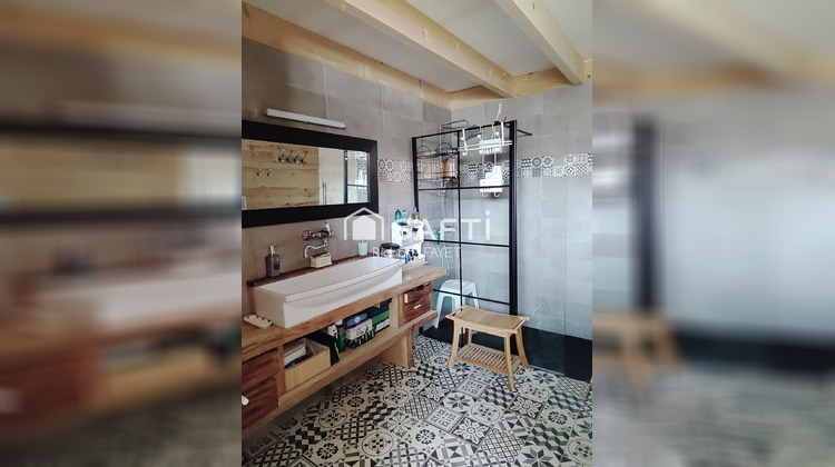 Ma-Cabane - Vente Maison Saint-Genis-de-Saintonge, 175 m²