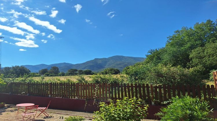 Ma-Cabane - Vente Maison SAINT GENIS DES FONTAINES, 73 m²