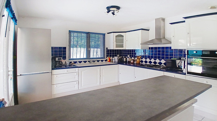 Ma-Cabane - Vente Maison SAINT-GENIS-DES-FONTAINES, 80 m²