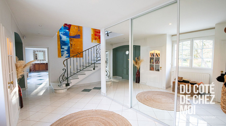 Ma-Cabane - Vente Maison SAINT-GENIS-LAVAL, 244 m²