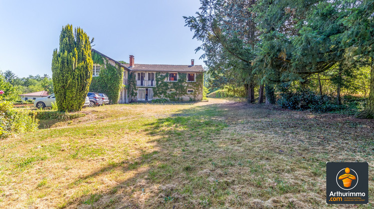 Ma-Cabane - Vente Maison Saint-Genis-Laval, 240 m²