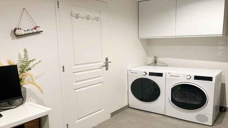 Ma-Cabane - Vente Maison SAINT-GENIS-LAVAL, 133 m²