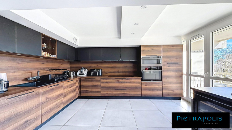 Ma-Cabane - Vente Maison Saint-Genis-Laval, 93 m²