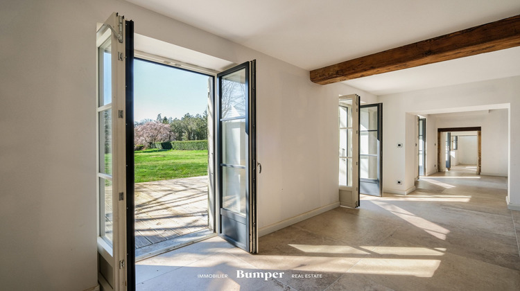 Ma-Cabane - Vente Maison Saint-Genis-Laval, 244 m²