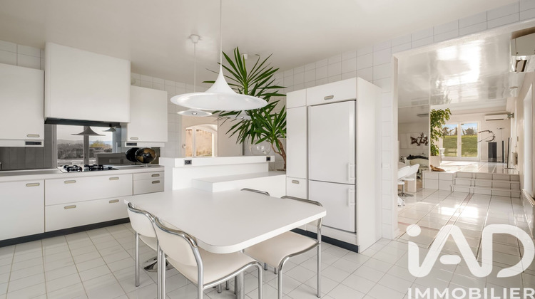 Ma-Cabane - Vente Maison Saint-Genis-Laval, 270 m²