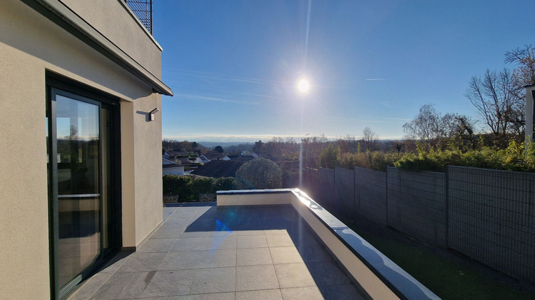 Ma-Cabane - Vente Maison SAINT-GENIS-LES-OLLIERES, 160 m²