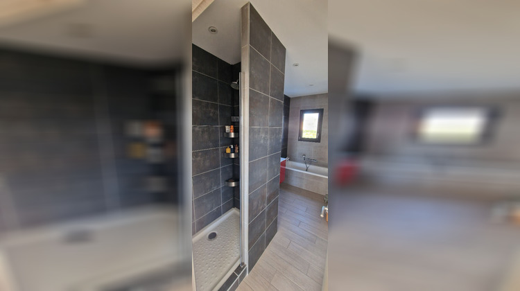 Ma-Cabane - Vente Maison SAINT-GENIS-LES-OLLIERES, 160 m²