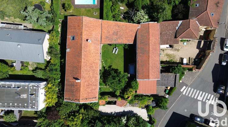 Ma-Cabane - Vente Maison Saint-Genis-les-Ollières, 476 m²