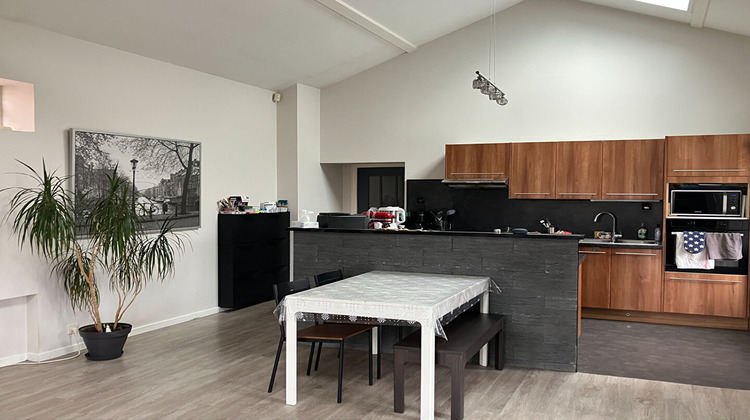 Ma-Cabane - Vente Maison SAINT-GENIS-LES-OLLIERES, 102 m²