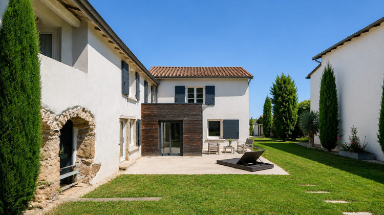 Ma-Cabane - Vente Maison Saint-Genis-les-Ollières, 267 m²