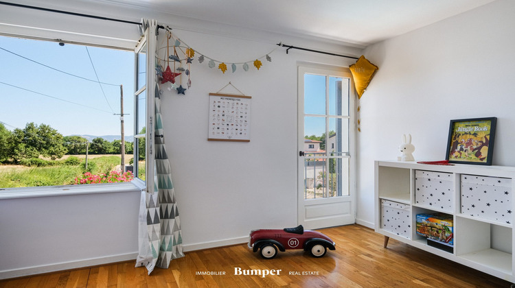 Ma-Cabane - Vente Maison Saint-Genis-les-Ollières, 267 m²