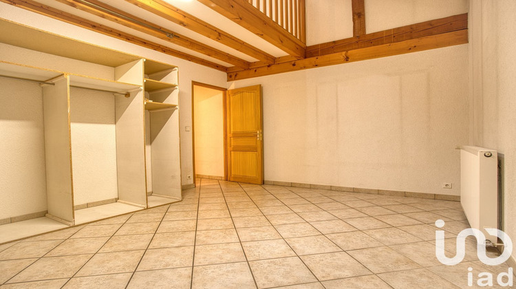 Ma-Cabane - Vente Maison Saint-Genis-Pouilly, 150 m²