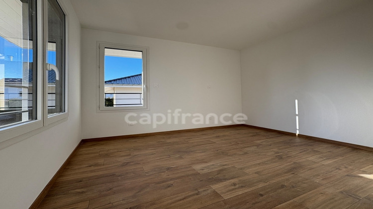 Ma-Cabane - Vente Maison SAINT GENIS POUILLY, 144 m²